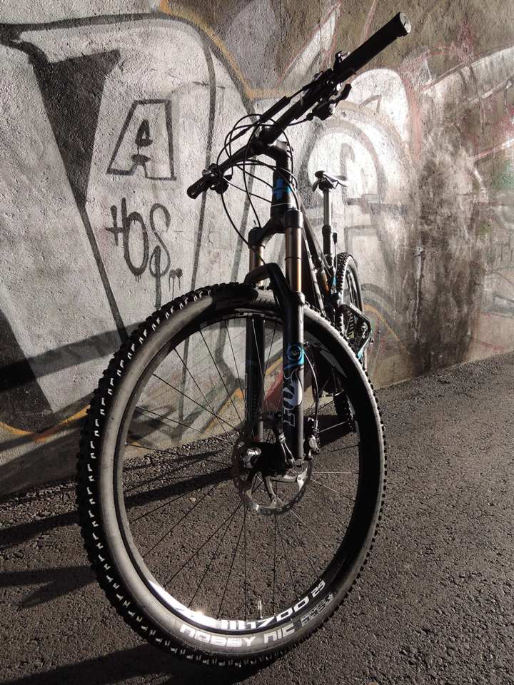 BIXS-SIGN-ROCK-201404