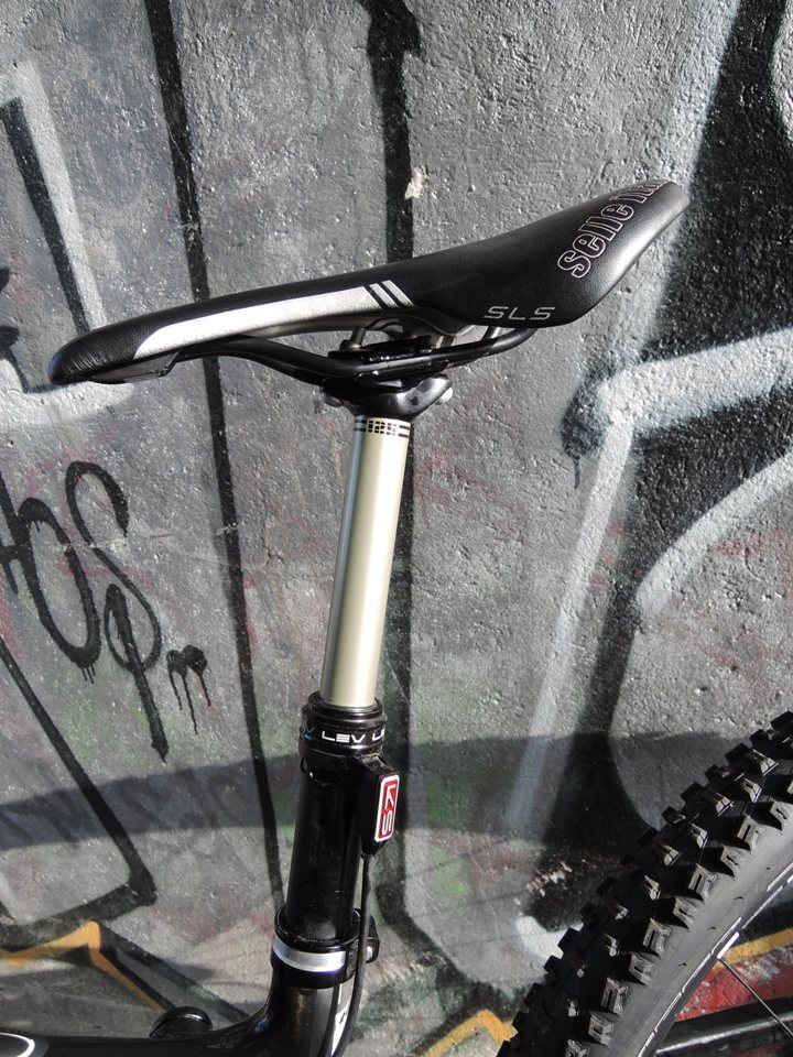 BIXS-SIGN-ROCK-201406