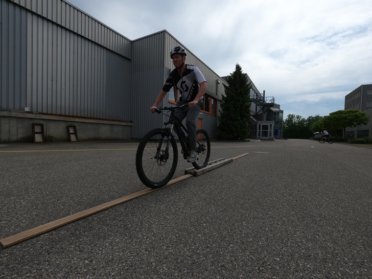 Bike-Fahrtechnik-16052051