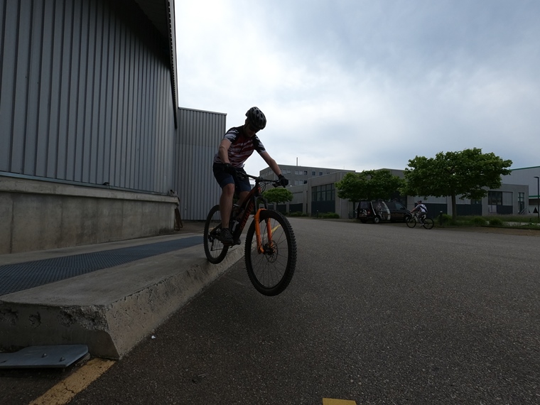 Bike-Fahrtechnik-16052055