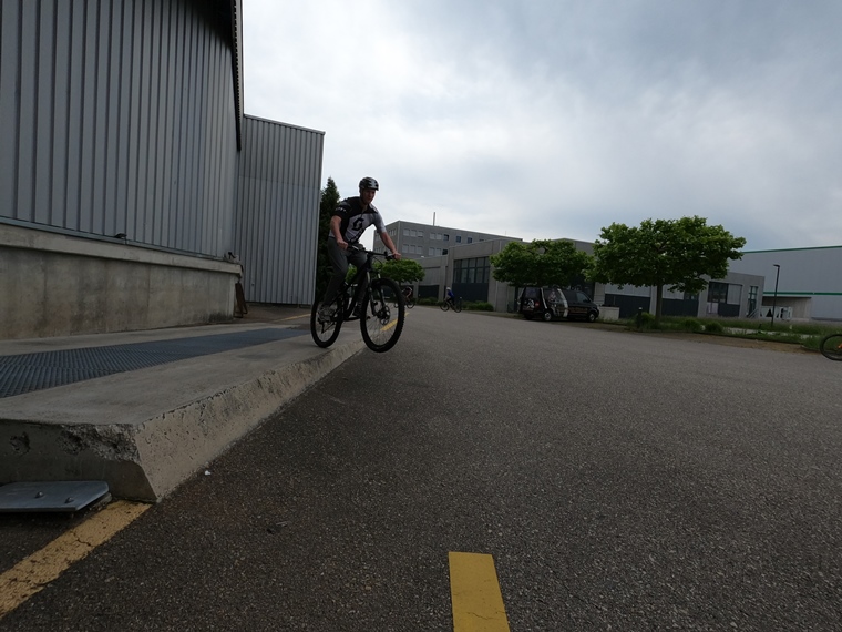 Bike-Fahrtechnik-16052057