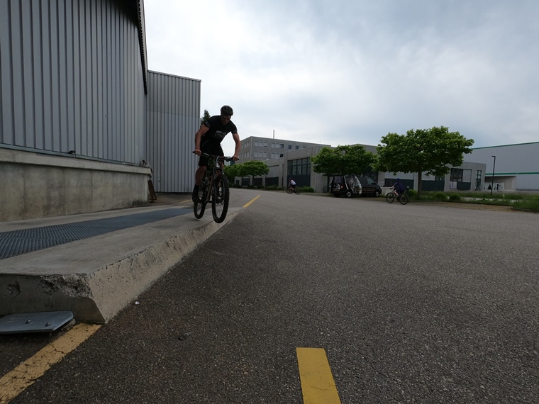 Bike-Fahrtechnik-16052062