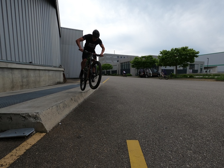 Bike-Fahrtechnik-16052067