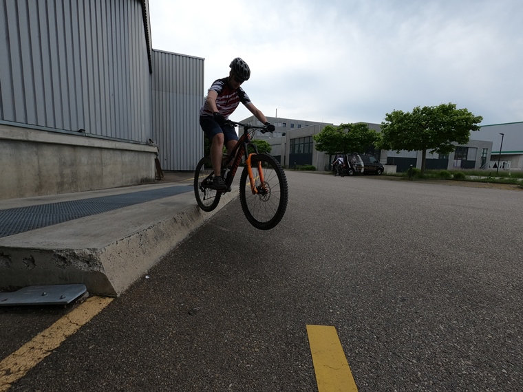 Bike-Fahrtechnik-16052069